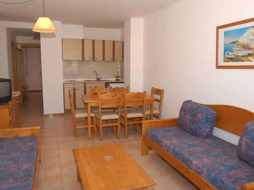 אמפוריבראבה Belvilla By Oyo Comte De Empuries Apt B מראה חיצוני תמונה